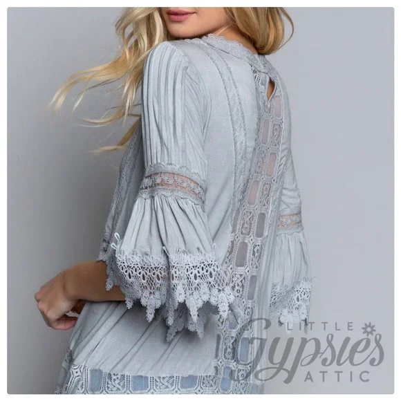 POL Windowpane Lace Tunic Top - Picture 12 of 14